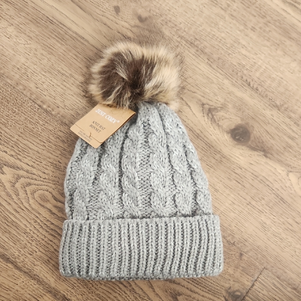 NWT Just Cozy Womens Knit Beanie with Faux Fur Pom and soft sherpa lining